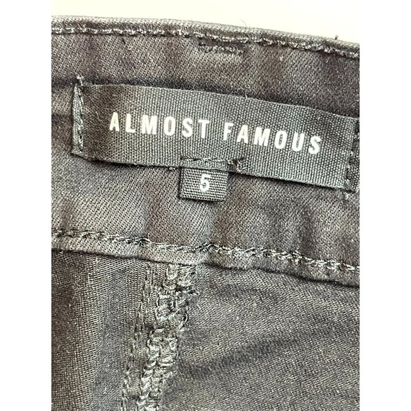 Almost Famous Womens Skinny Jeans Distressed Rupa426x-Gyr Stretch Black Size 5 - Picture 8 of 10